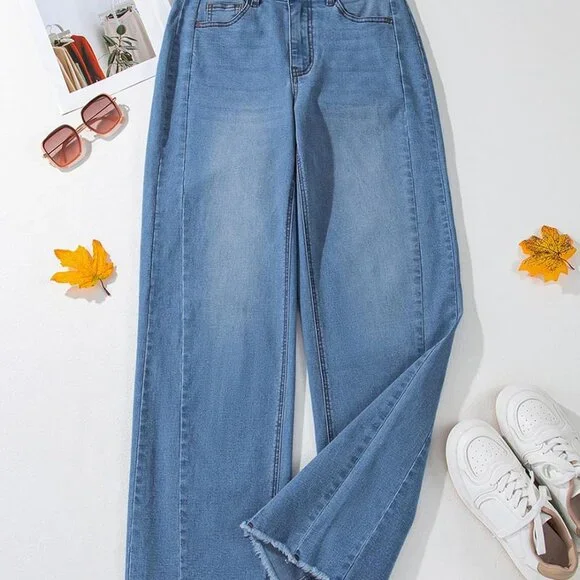 Versatile Women's High Waisted Raw Hem Wide Leg Jeans - Fashion Staple Size 8